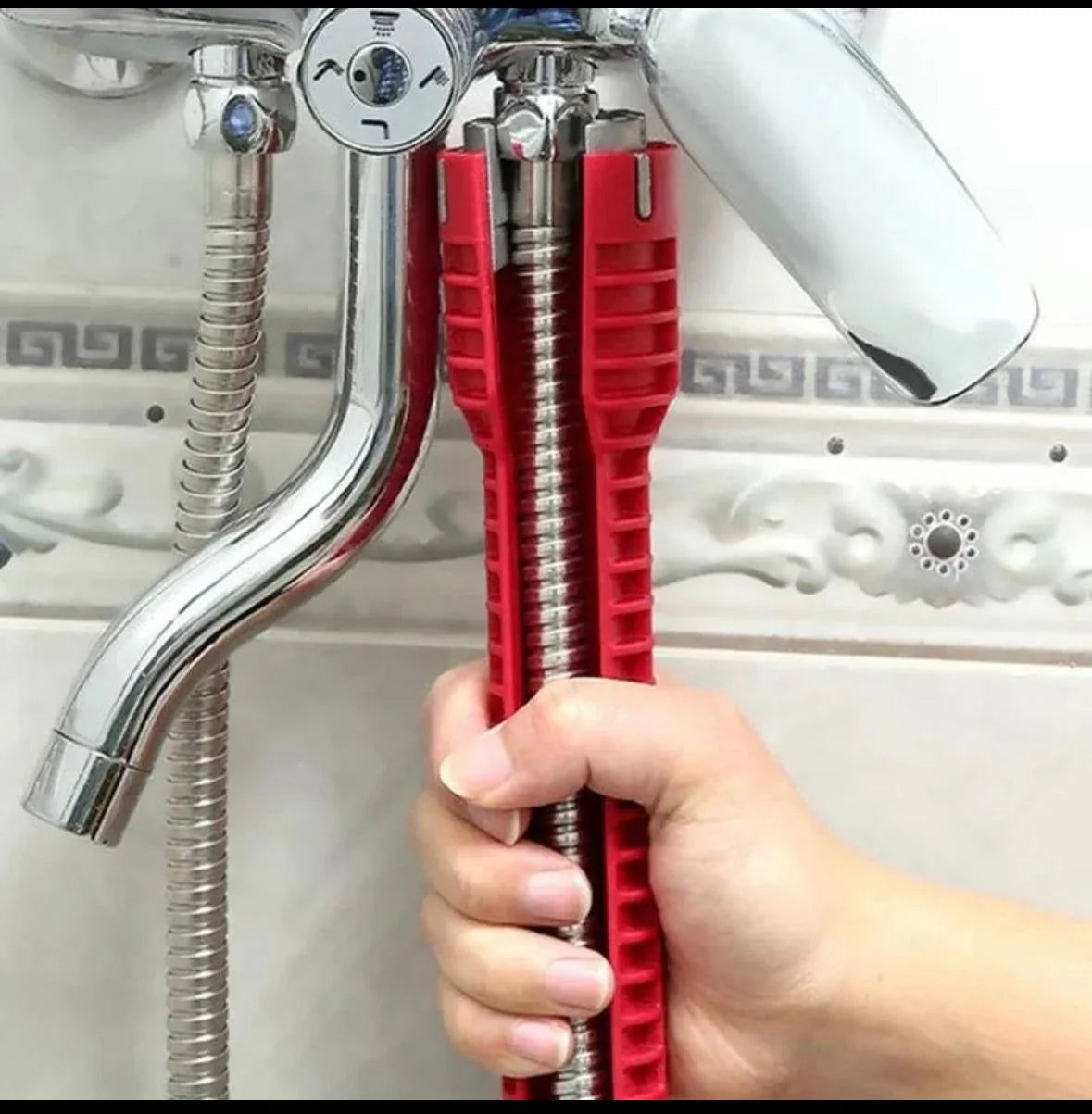 Llave de Tubo Multiuso 8 en 1 – FLUME WR